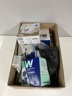 BOX OF ITEMS TO INC VAX CORDLESS CAR KIT