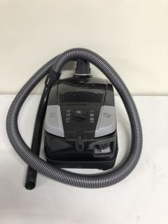 MIELE COMPACT C2 POWERLINE VACUUM