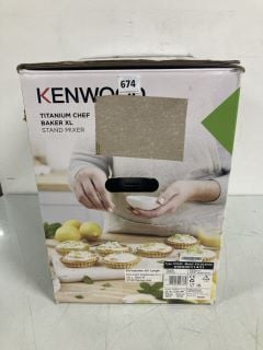 KENWOOD TITANIUM CHEF BAKER XL STANDING MIXER