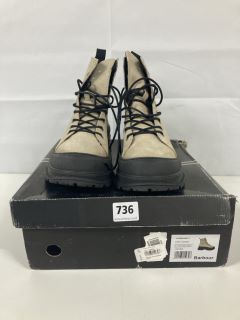 BARBOUR INTL NAPPIER JASMINE BOOT - SIZE 7 (6821653)