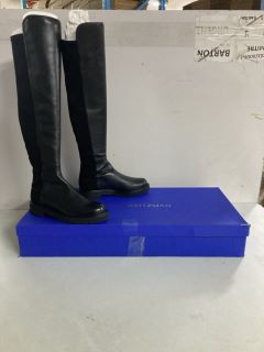 STUART WEITZMAN 5050 LIFT BLACK BOOT - SIZE 6 - RRP £750.00 (6821653)