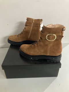 JOHN LEWIS RUBIE TAN BOOTS - SIZE 5 (686951)