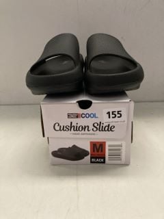 CUSHION SLIDE UK SIZE M