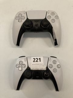 2 X SONY PLAYSTATION DUALSENSE WIRELESS CONTROLLER