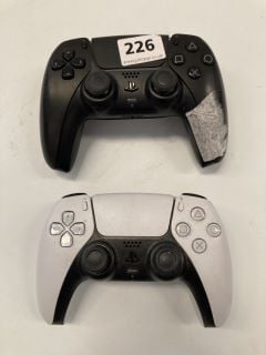 2 X SONY PLAYSTATION DUALSENSE WIRELESS CONTROLLER