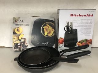 5 X KITCHEN ITEMS INC FRYING PAN