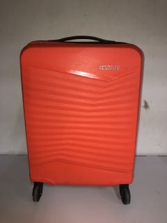 AMERICAN TOURISTER TRAVELLING SUITCASE