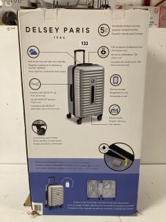 DELSEY PARIS 1946 TRAVEL SUITCASE SET