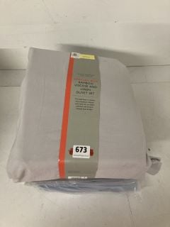 3 X JOHN LEWIS & PARTNERS SOFT FURNISHINGS TO INCLUDE EGYPTIAN COTTON DUVET COVER (CAGE NUMBER 711112)