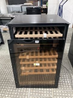 VICEROY WINE COOLER MODEL WRWC60BKED (LOOSE DOOR) RRP £329