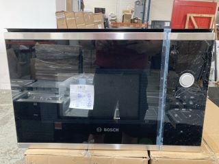 BOSCH INTEGRATED MICROWAVE OVEN MODEL BFL523MS0B (SMASHED GLASS) RRP £389