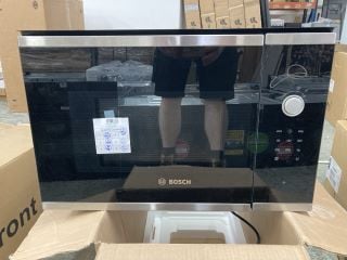 BOSCH INTEGRATED MICROWAVE OVEN MODEL BFL523MS0B RRP £389