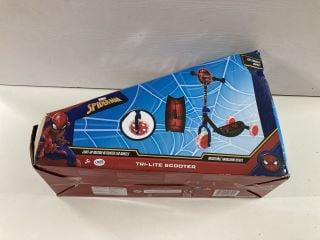 SPIDERMAN LED SCOOTER