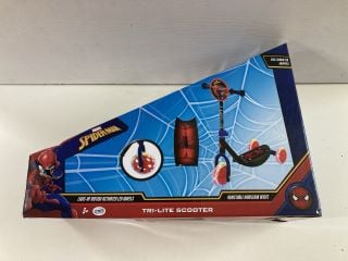 SPIDERMAN LED SCOOTER