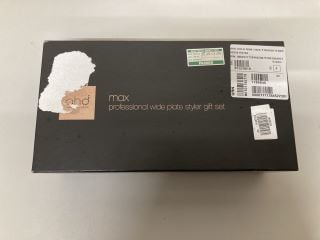 GHD MAX PROFESSIONAL WIDE PLATE STYLER GIFT SET RRP: £213