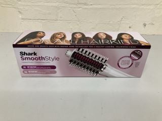 SHARK SMOOTHSTYLE HEATED BRUSH + SMOOTHING COMB