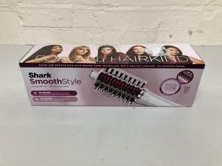 SHARK SMOOTHSTYLE HEATED BRUSH + SMOOTHING COMB