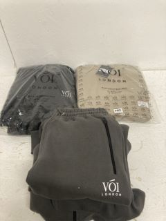 3 X VOY LONDON TRACKSUITS SIZE: M