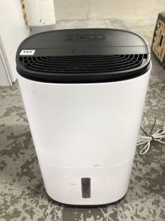 MEACO 25 LITRE DEHUMIDIFIER