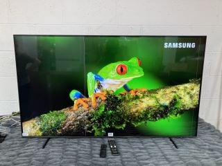 SAMSUNG 55" TV MODEL: QE55Q60CAU (LINE ON SCREEN, WITH REMOTE, WITH SMART REMOTE, WITH STAND, NO BOX) RRP: £599