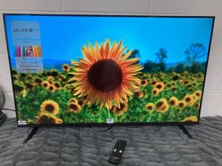 LG 43" TV MODEL: 43UT73006LA (DISPLAY FAULT, WITH REMOTE, WITH STAND, WITH BOX) RRP: £249