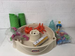 2 X LITTLE TIKES FOUNTAIN FACTORY WATER TABLE