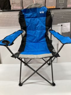 2 X CAMPING ITEMS INC POP UP CHAIR