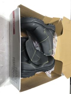 PERFORMANCE PB26-BLK BOOTS SIZE 7