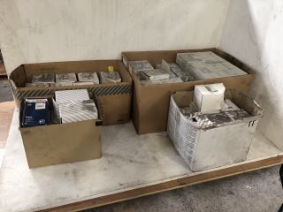 QTY OF ITEMS TO INCLUDE VARIOUS MERCEDES PARTS