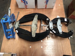 3 X PIPE/BEAM CLAMPS