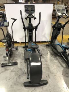 PRECOR EFX CROSS TRAINER