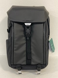 MOUSE EXTREME COMMUTER BACKPACK IN BLACK - RRP £200: LOCATION - FRONT BOOTH