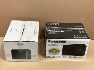 PANASONIC NN-E28JBM MICROWAVE OVEN IN BLACK TO INCLUDE SWAN 20L NORDIC COLLECTION MICROWAVE: LOCATION - B11