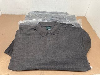 QTY OF UNEEK MENS PLAIN POLOS IN GREY - UK SIZE MEDIUM: LOCATION - B8