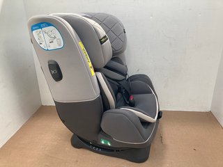 GRACO SLIMFIT R129 2 IN 1 CONVERTIBLE CAR SEAT - RRP £125: LOCATION - C4