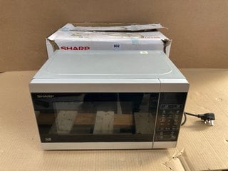 SHARP YC-MG02 MICROWAVE OVEN WITH GRILL: LOCATION - C8