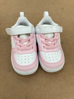 NIKE KIDS COURT BOROUGH LOW RECRAFT TRAINERS IN WHITE & PINK - UK SIZE 5.5: LOCATION - C9