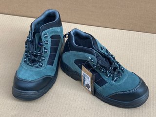 PORTWEST WOMENS SAFETY BOOTS IN GREY - UK SIZE 10: LOCATION - C15