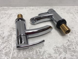 PAIR OF ALL CHROME BATH/BASIN PILLAR TAPS - RRP £150: LOCATION - RACKING 3