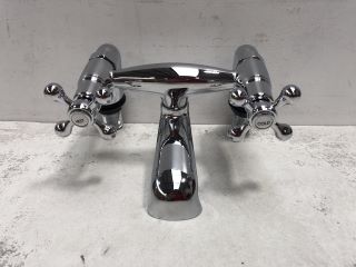 EDWARDIAN STYLE DECK MOUNTED BATH FILLER IN CHROME - RRP £295: LOCATION - RACKING 3