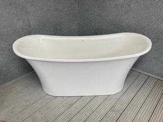 (COLLECTION ONLY) 1580 X 650MM ACRYLIC DOUBLE ENDED SLIPPER STYLE FREESTANDING BATH WITH CHROME SPRUNG WASTE - RRP £1897: LOCATION - PHOTO BOOTH