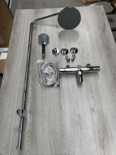 THERMOSTATIC BSM IN CHROME WITH RISER RAIL, ROUND FIXED SHOWER HEAD, MULTI FUNCTION HANDSET & HOSE - RRP £686: LOCATION - RACKING 1