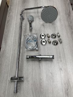 THERMOSTATIC BAR SHOWER VALVE IN CHROME WITH RISER RAIL, ROUND FIXED SHOWER HEAD WITH HANDSET & HOSE - RRP £685: LOCATION - RACKING 1