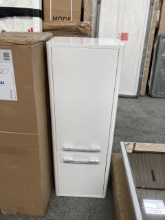 WALL HUNG 2 DOOR BATHROOM CABINET IN WHITE 1000 X 350 X 250MM - RRP £405: LOCATION - D8