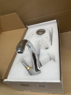 TRADITIONAL CROSSHEAD MONO BASIN MIXER TAP IN CHROME WITH POP UP WASTE - RRP £240: LOCATION - RACKING 2