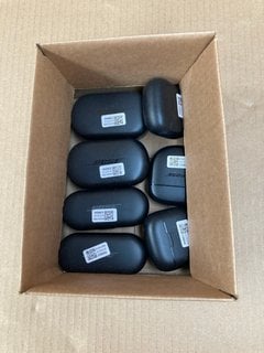 7 X PAIRS OF BOSE IN EAR PODS IN CASES: LOCATION - F6