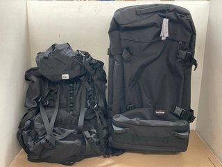 QTY OF ASSORTED BAGS/BACKPACKS TO INCLUDE EASTPAK TRANVERZ LIGHTWEIGHT LARGE TRAVEL SUITCASE RRP £131: LOCATION - WH4