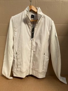 BOSS X PORSCHE PAPILLON HYBRID JACKET IN BEIGE - SIZE MEDIUM - RRP £389: LOCATION - E4