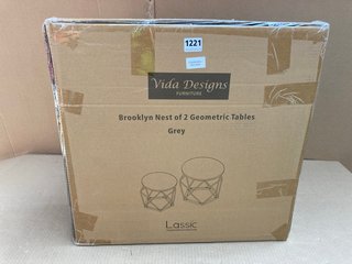 VIDA DESIGNS BROOKLYN NEST OF 2 GEOMETRIC TABLES IN GREY: LOCATION - E5