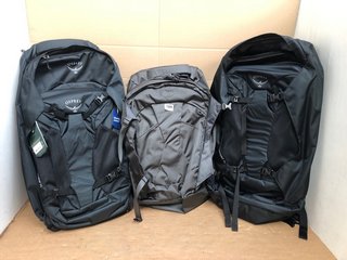 3 X ASSORTED OSPREY BACKPACKS TO INCLUDE FAIRVIEW 10 BACKPACK IN BLACK: LOCATION - H15